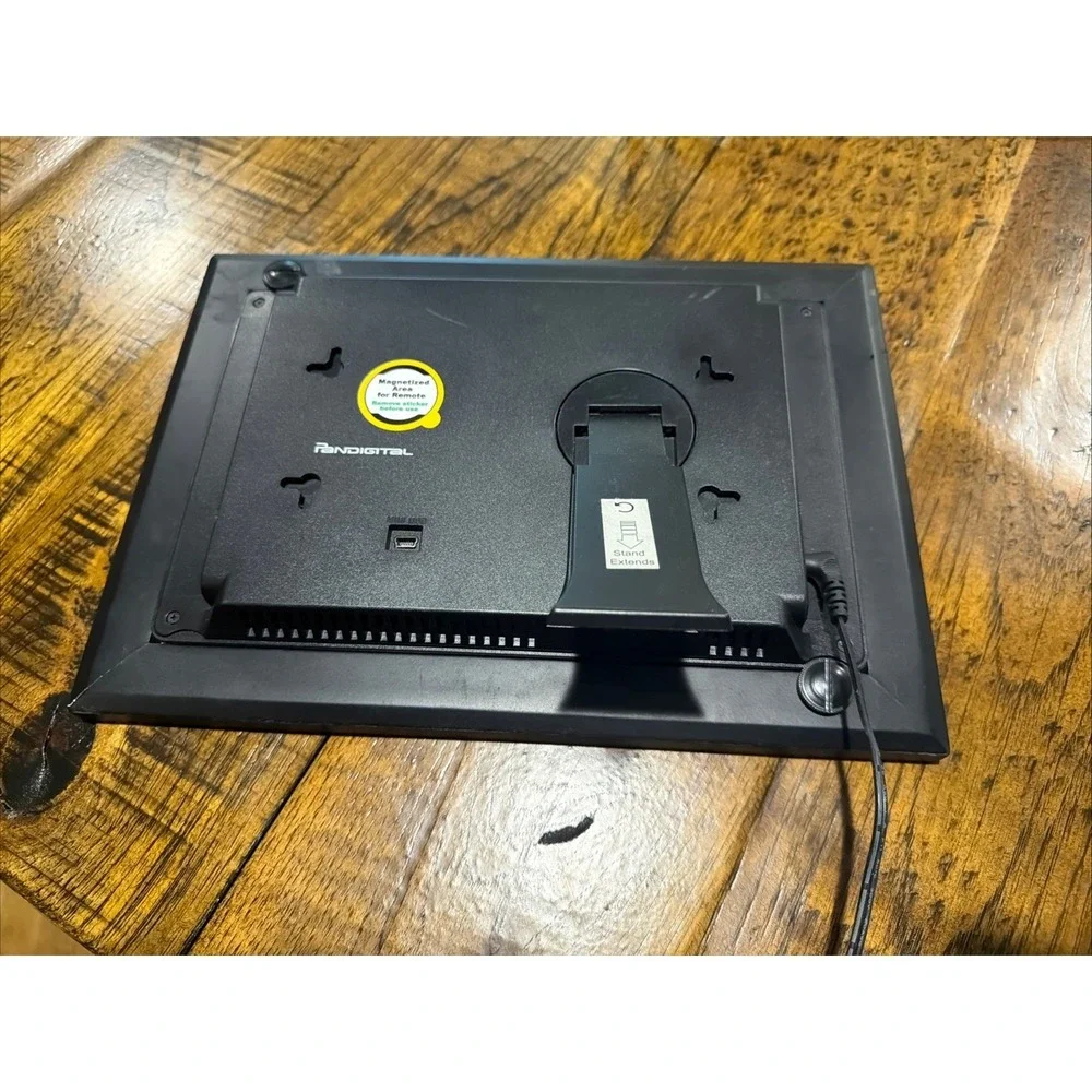 Pandigital PI9001DW 9